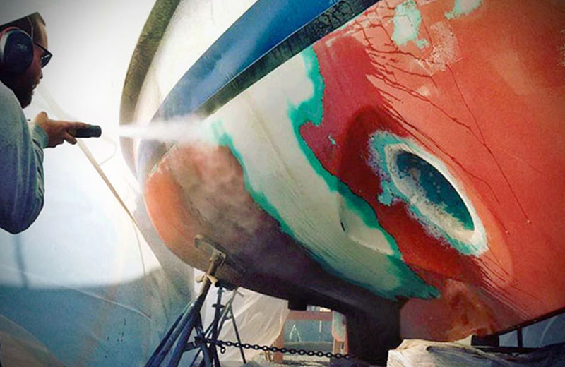 Marine dustless blasting